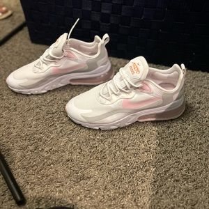 Air 270’s React